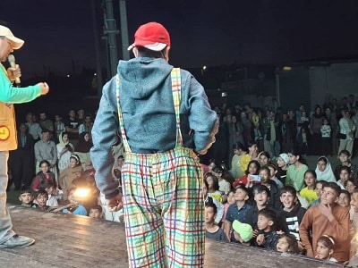 تماشاخانه سیار دیواندره